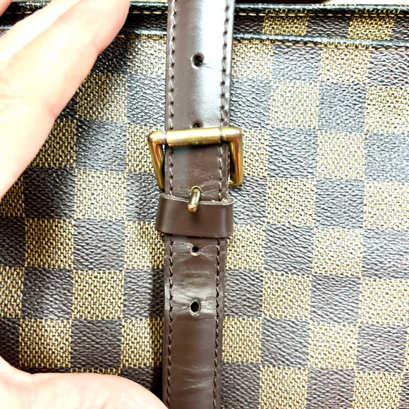 Authentic Chelsea Damier Tote - Picture 3 of 9